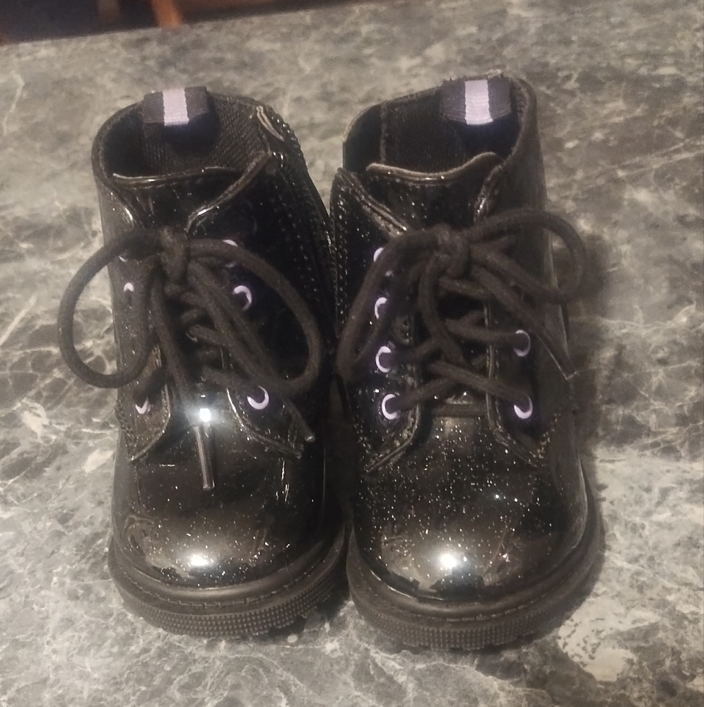 Kids Black Glitter Boots